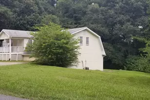 610 Martin Rd, Stone Mountain, GA 30088 - Photo 12