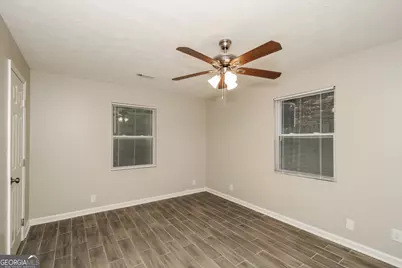 1349 Willow Trail SW, Atlanta, GA 30311 - Photo 8