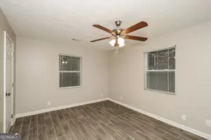 1349 Willow Trail SW, Atlanta, GA 30311 - Photo 8