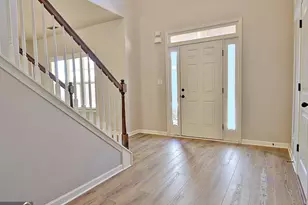 201 Fox Hall Crossing E, Senoia, GA 30276 - Photo 6