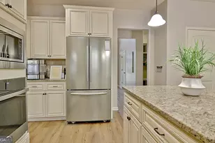 201 Fox Hall Crossing E, Senoia, GA 30276 - Photo 14