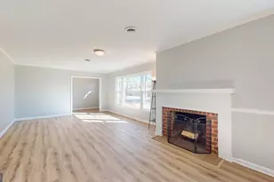 207 Dixie St, Brooklet, GA 30415 - Photo 10