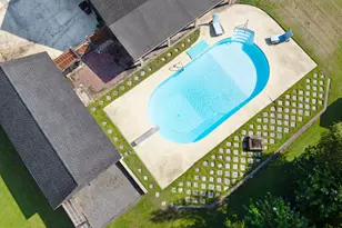 646 Corey St, Baxley, GA 31513 - Photo 8