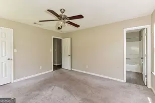 3340 Glen Hollow Dr, Rex, GA 30273 - Photo 8