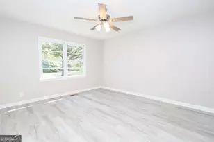 119 S 4th St, Cochran, GA 31014 - Photo 12