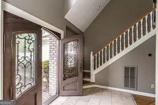 113 Warwick Way SE, Rome, GA 30161 - Photo 2