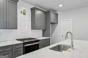 3127 Stonegate Dr SW, Atlanta, GA 30331 - Photo 12