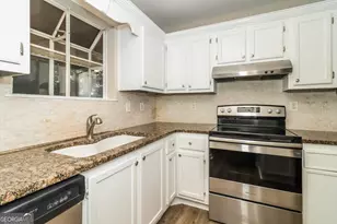 152 Summer Lake Dr SW, Marietta, GA 30060 - Photo 10