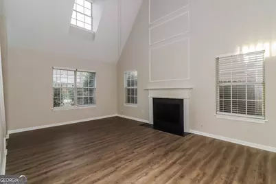 152 Summer Lake Drive SW, Marietta, GA 30060 - Photo 4