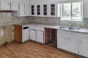 3850 Benchmark Dr, South Fulton, GA 30349 - Photo 4