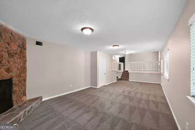 767 Forest Path, Stone Mountain, GA 30088 - Photo 4