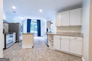 114 Greenpointe Way, Carrollton, GA 30117 - Photo 18