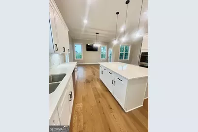 5618 Livesage Drive, South Fulton, GA 30349 - Photo 8