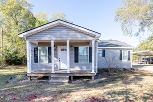 277 Saunders St SW, Pelham, GA 31779 - Photo 1