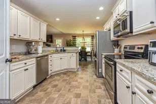 894 Happy Valley Cir, Newnan, GA 30263 - Photo 12