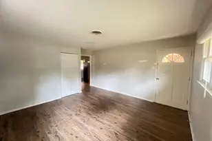 127 Pineview Dr, Athens, GA 30606 - Photo 2