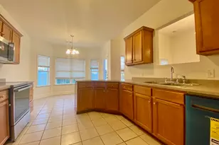 104 Manchester Ln, Byron, GA 31008 - Photo 6