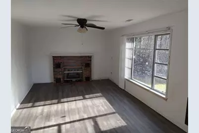 4076 Fairmont Street, Gainesville, GA 30506 - Photo 4