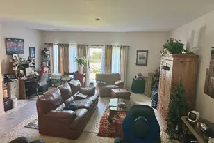 2873 Deerwood Dr SW, Atlanta, GA 30331 - Photo 2