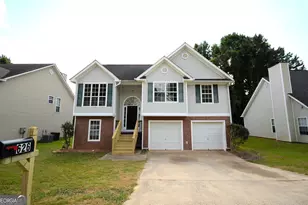 626 Sycamore Dr, Jonesboro, GA 30238 - Photo 2