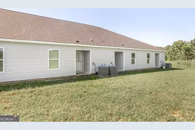 32 Apts 601-605 Ashford Way, Hawkinsville, GA 31036 - Photo 16