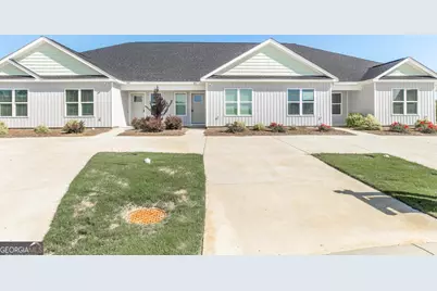 32 Apts 601-605 Ashford Way, Hawkinsville, GA 31036 - Photo 1