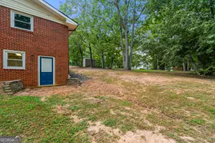 2921 Hill Cicle, Dacula, GA 30019 - Photo 4