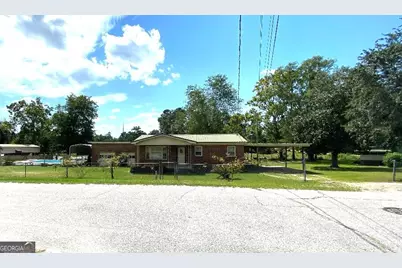 542 Jones Avenue, Swainsboro, GA 30401 - Photo 2