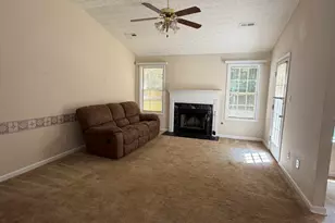 74 Canterbury Dr, Grantville, GA 30220 - Photo 12