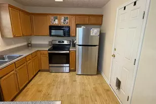 74 Canterbury Dr, Grantville, GA 30220 - Photo 4