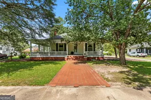 202 Minor Ave, Montezuma, GA 31063 - Photo 2