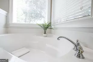 611 NE Pearl St, Collins, GA 30421 - Photo 56