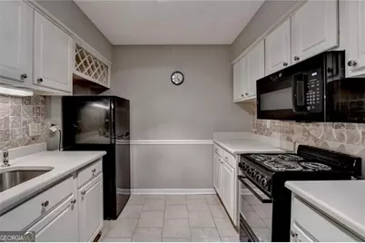 5159 Roswell Road #7, Atlanta, GA 30342 - Photo 6