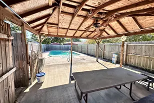 2508 Mesa Rd, Waycross, GA 31501 - Photo 2