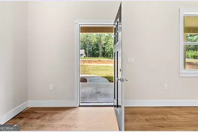 277 Cole Forest Boulevard, Barnesville, GA 30204 - Photo 8