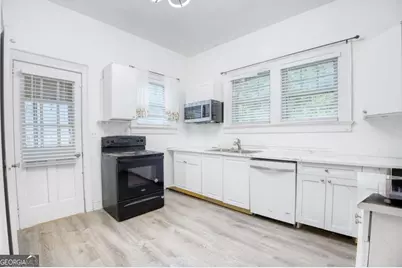 2999 Roosevelt Highway, Atlanta, GA 30337 - Photo 4