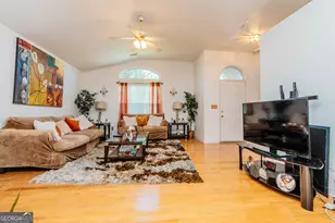 246 Beaumont Heights, Macon, GA 31206 - Photo 4