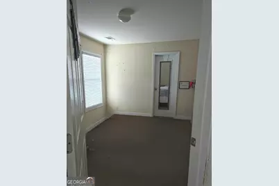 4661 Irish Red Court, Union City, GA 30291 - Photo 10