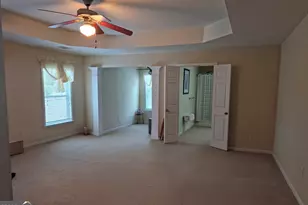 4661 Irish Red Ct, Union City, GA 30291 - Photo 6
