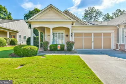 6218 Longleaf Drive, Hoschton, GA 30548 - Photo 2