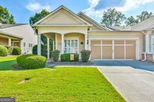 6218 Longleaf Dr, Hoschton, GA 30548 - Photo 2