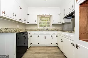 6418 Monica Dr, Morrow, GA 30260 - Photo 6