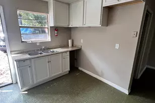 730 Hallyburton St, Griffin, GA 30223 - Photo 2