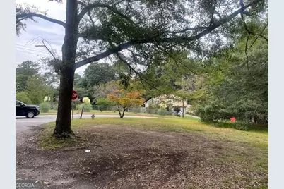 709 Ridge Avenue, Stone Mountain, GA 30083 - Photo 2