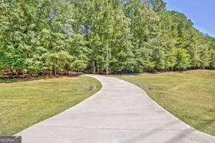 927 Boy Scout Rd, Newnan, GA 30263 - Photo 2