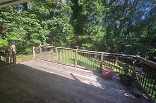 250 Kenilworth Cir, Stone Mountain, GA 30083 - Photo 4