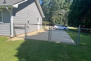 155 Hilo Rd, Fayetteville, GA 30215 - Photo 12