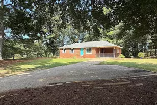 1237 Carl-Bethlehem Rd, Winder, GA 30680 - Photo 4