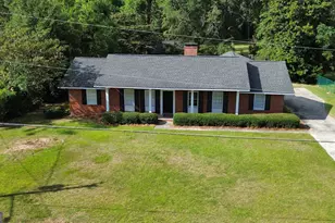 107 Belair Dr, Statesboro, GA 30459 - Photo 1