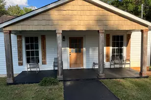 802 J D Parham Dr, Manchester, GA 31816 - Photo 1